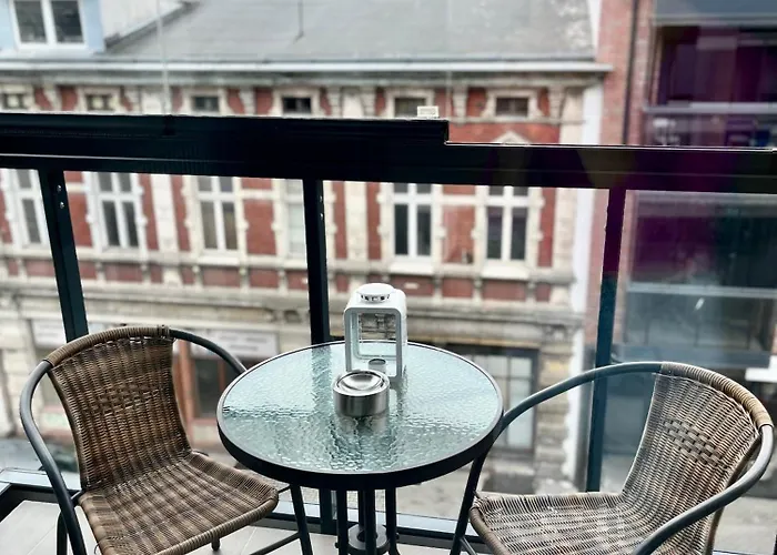 Center Z Parkingiem Lägenhet *